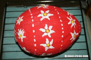 Grosses Osterei basteln / Make Large Easter Egg